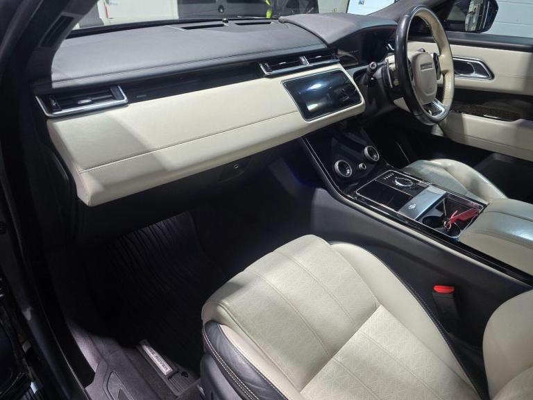2018 Land Rover Range Rover Velar 3.0 D300 First Edition 5dr Auto ESTATE DIESEL Automatic