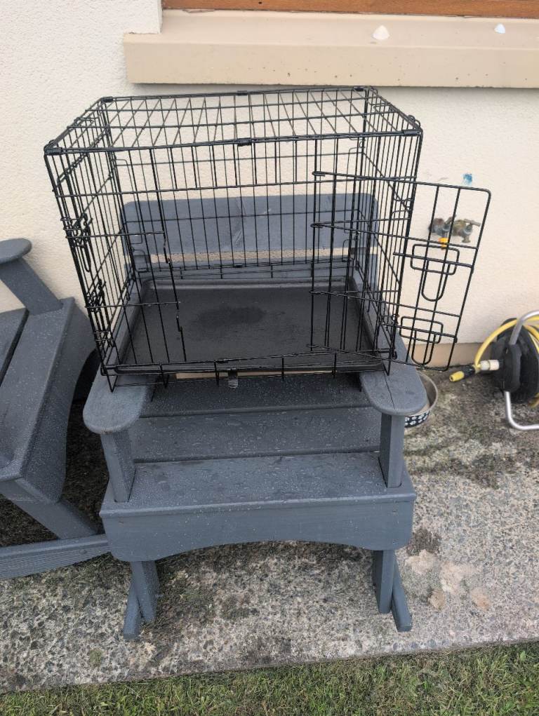 Dog crate 