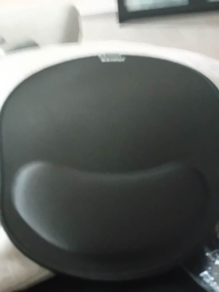 Kensington Ergonomic Mouse Mat with Wrist Rest – As Good As New