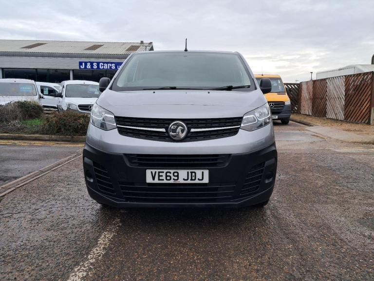 2019 Vauxhall Vivaro 1.5 Turbo D 2900 Edition L2 H1 Euro 6 (s/s) 5dr PANEL VAN Diesel Manual