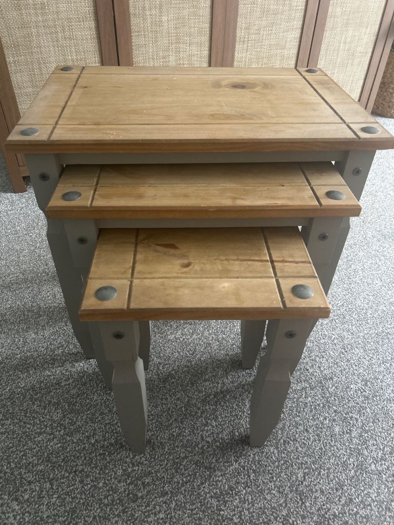 Set of Three Nesting Tables – Solid Wood, Grey Base