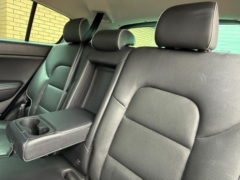 ** GREAT SPEC ** 2016 Kia Sportage 1.7 CRDi ISG 3 5 dr 2WD Estate ** £35 TAX **