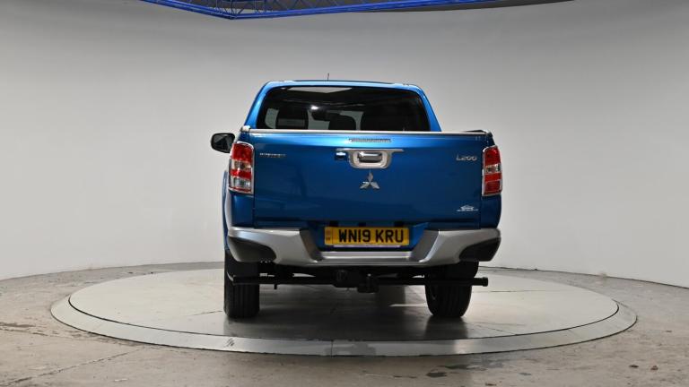 2019 Mitsubishi L200 2.4 DI-D DC Barbarian 4WD Euro 6 4dr PICK UP Diesel Manual