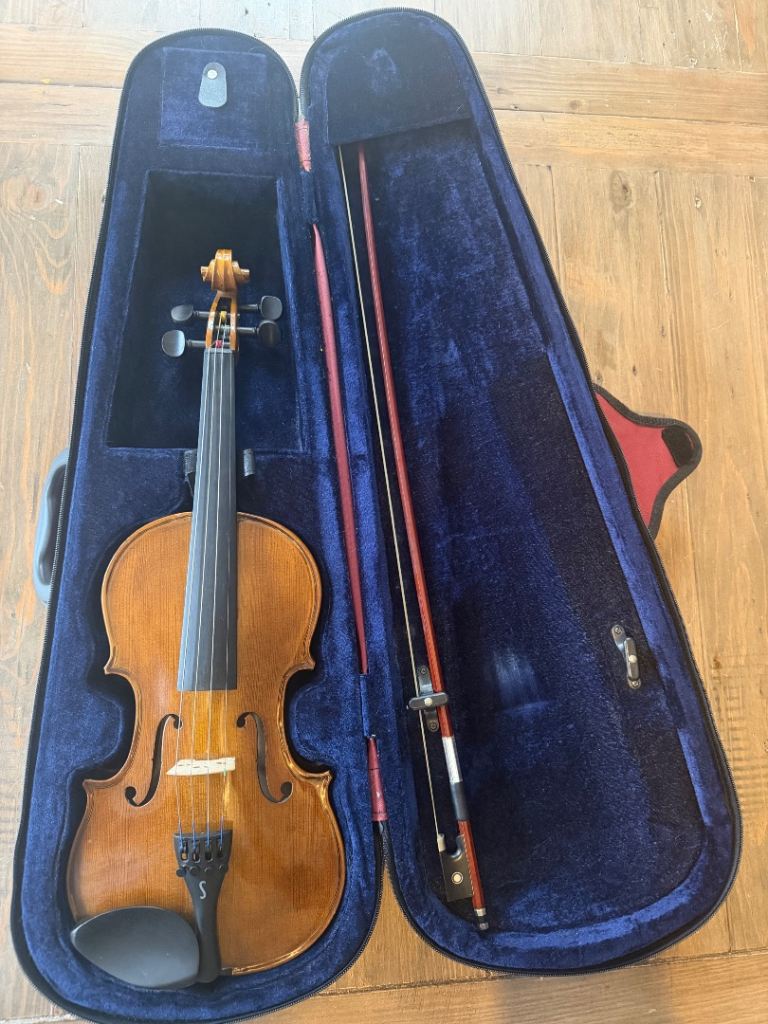 Stentor student 2 violins