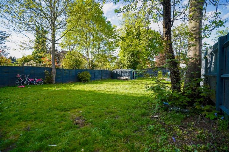 Double Bedroom - Huge Garden - ALL BILLS INC 