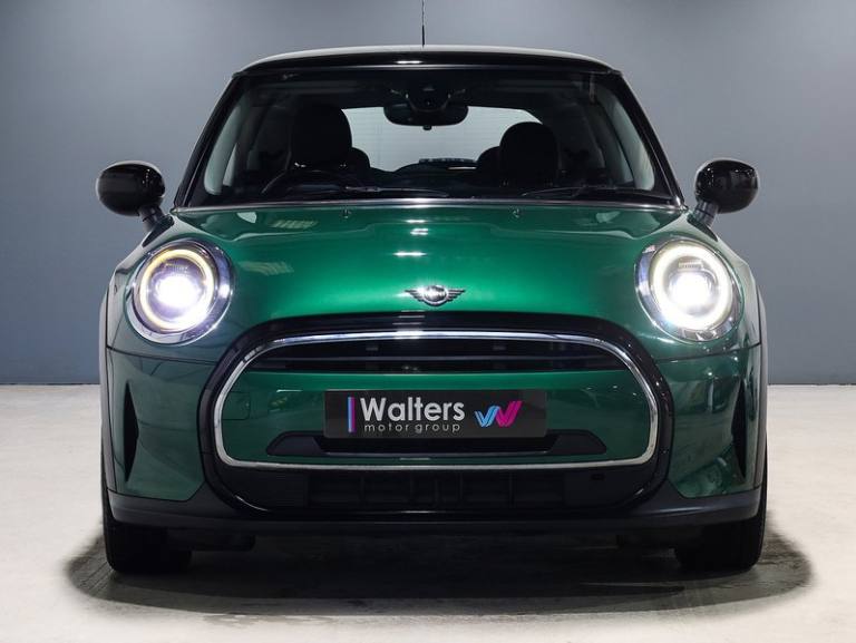 2023 MINI Hatch Cooper Classic Hatchback Petrol Manual