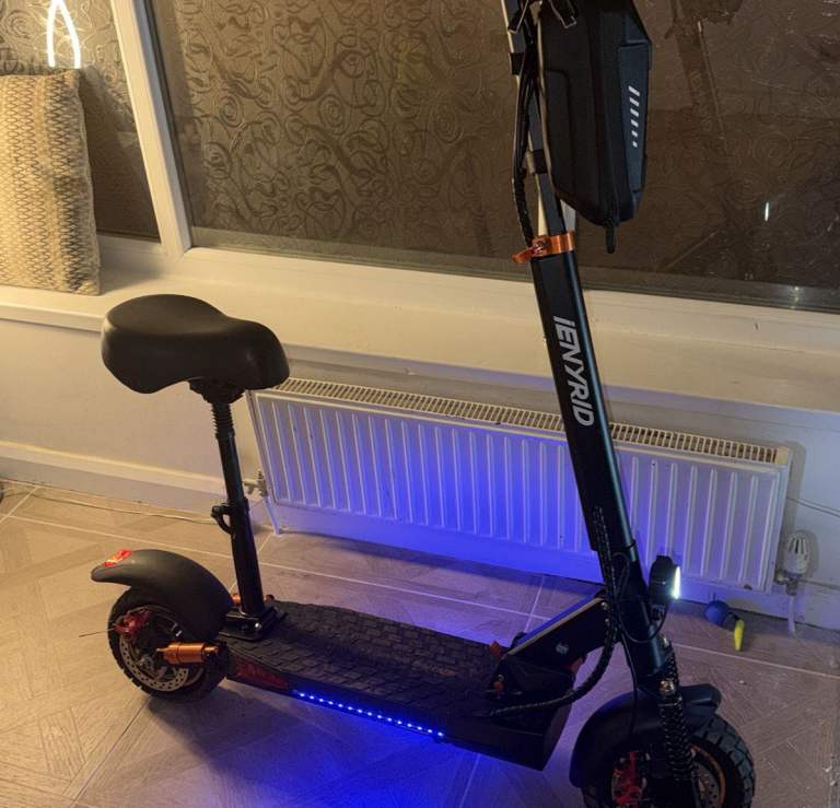 iEnyrid M4 Pro S+ Electric Scooter | 800W Motor | 48V 12.5Ah | Only 182 Miles!