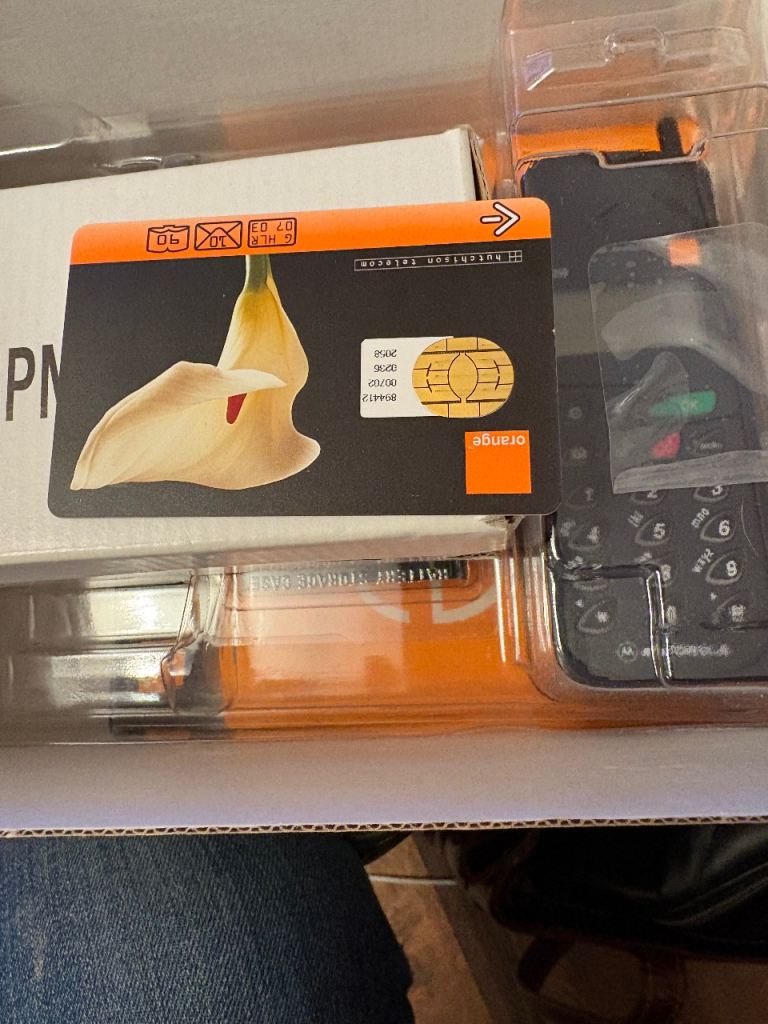  Vintage Motorola mobile phone time warp condition 