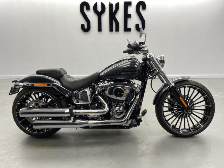 NEW 2026 Harley-Davidson FXBR Softail Breakout 117 in Iron Horse Metallic 