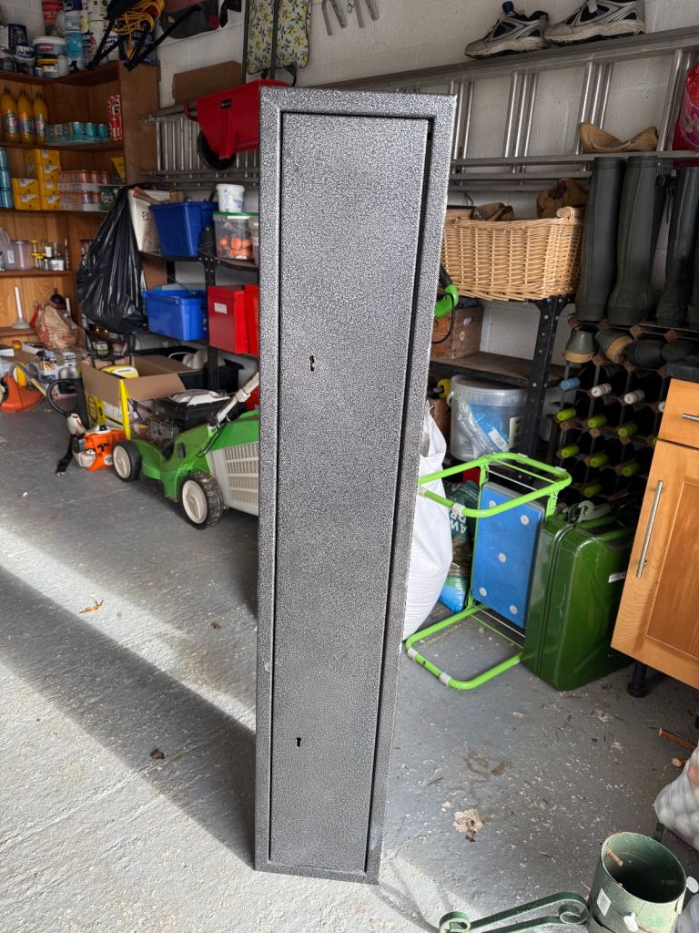 2 Gun, Police Approved Gun Cabinet