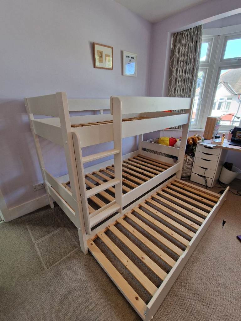 Stompa Compact Bunk Bed with Underbed Drawer, coverts to 2 single beds.
