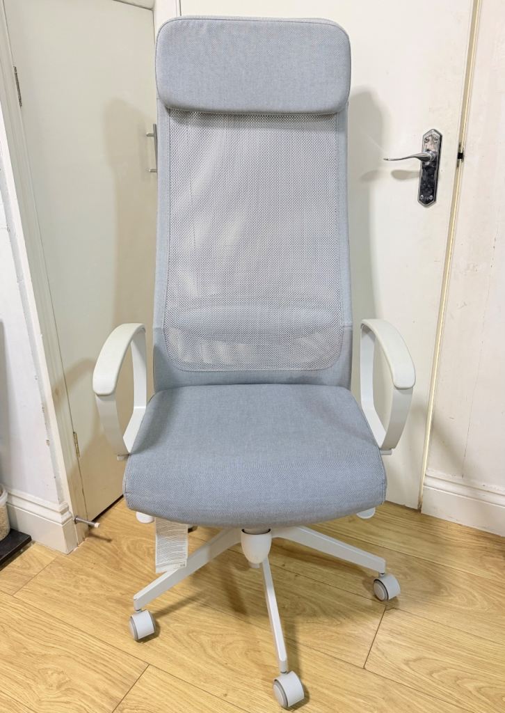 IKEA MARKUS Office chair, Vissle light grey