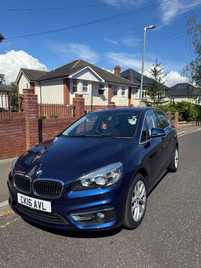 Pristine ULEZ BMW 2 series Luxury- High Spec, Well Maintained, Low Mileage
