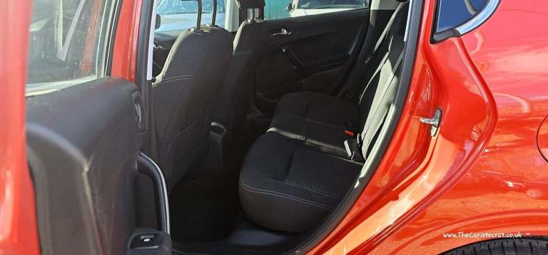 PEUGEOT 208 1.6 BlueHDi Allure 2015