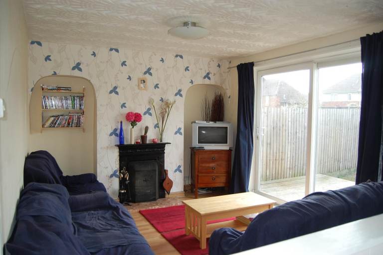 Large double room in spacious house £530 all incl