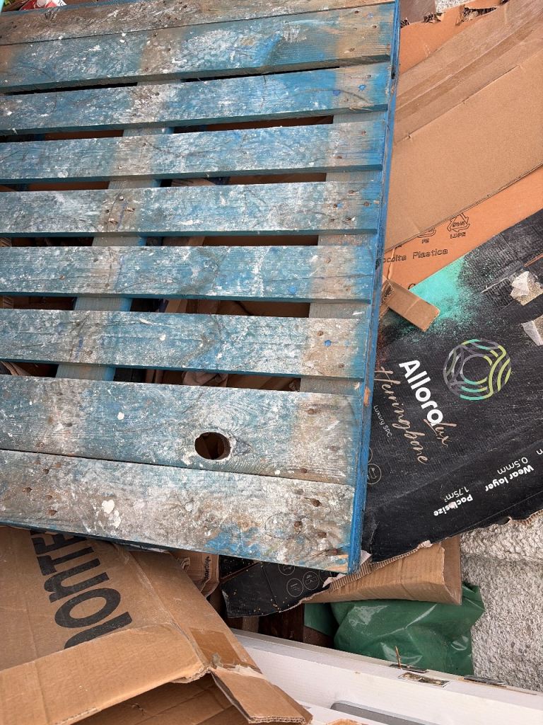 Used Wooden Pallet – Blue, Fair Condition