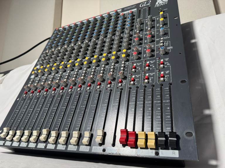 Allen & Heath GL2 14 channel vintage analogue mixing desk