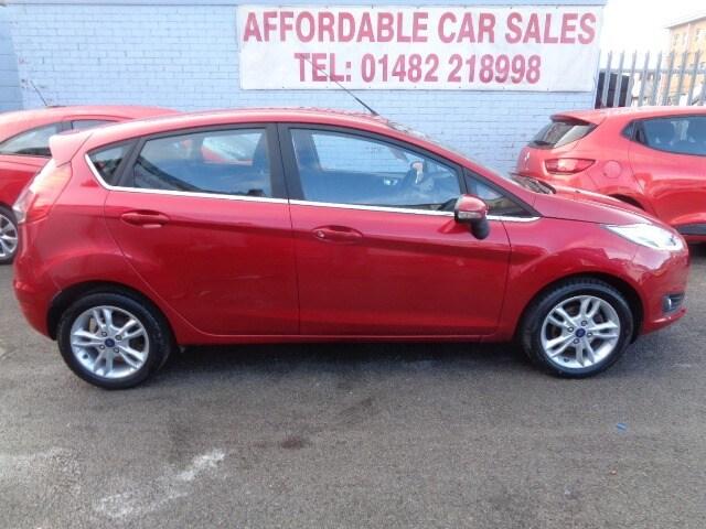 2016 Ford Fiesta 1.25 82 Zetec 5dr LOW Mileage HATCHBACK Petrol Manual