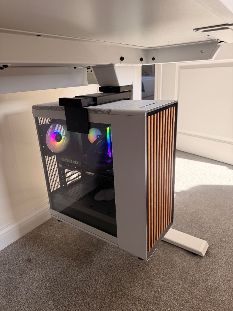 Custom Built Gaming PC Desktop Workstation – mint condition