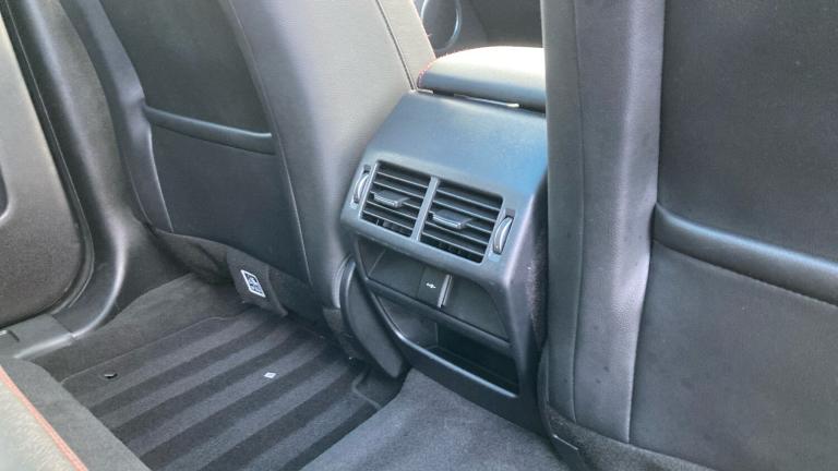 2021 Land Rover Discovery Sport 2.0 D200 R-Dynamic SE 5dr Auto Diesel Station Wagon Station Wagon...