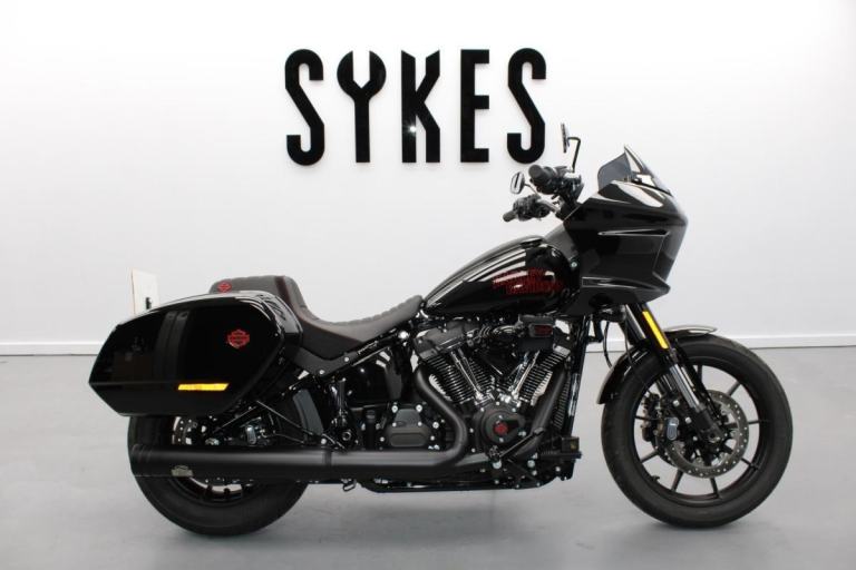 2025 Harley-Davidson FXLRST Softail Low Rider ST 117 in Vivid Black