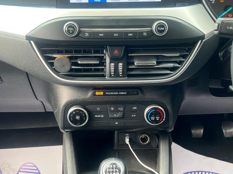 2019 Ford Focus 1.0 EcoBoost 100 Zetec 5dr HATCHBACK PETROL Manual