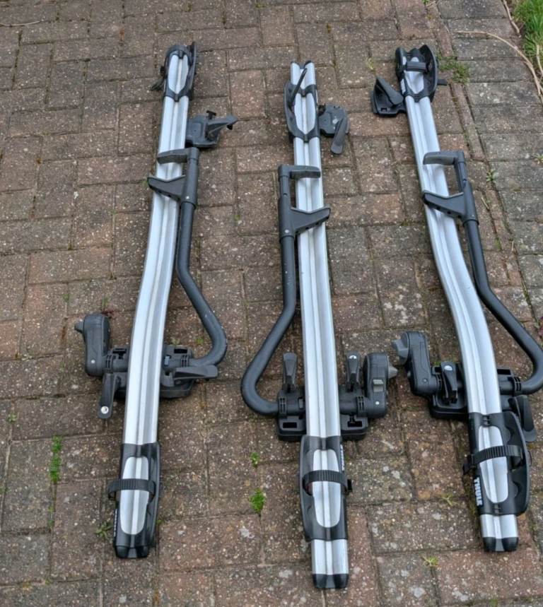 3x Thule ProRide Roof-Mounted Bike Bicycle Cycle Carriers (will sell separately if required) 