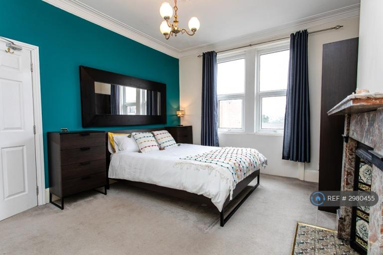 1 bedroom in Saltwell Road, Gateshead, NE8 (#2980455)
