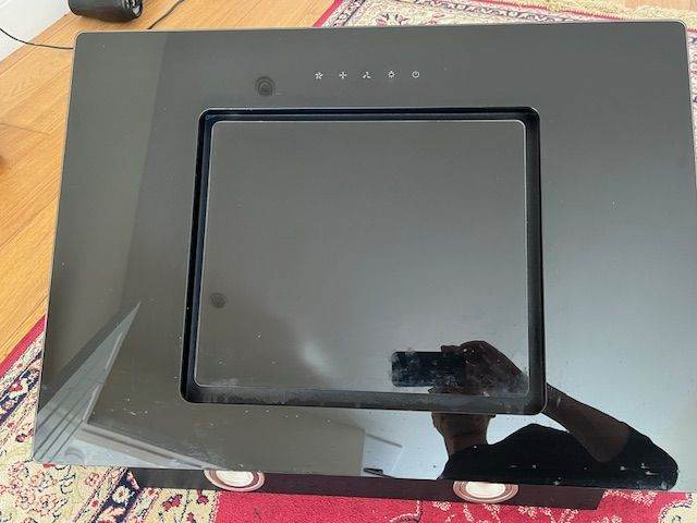 Angled CDA cooker hood