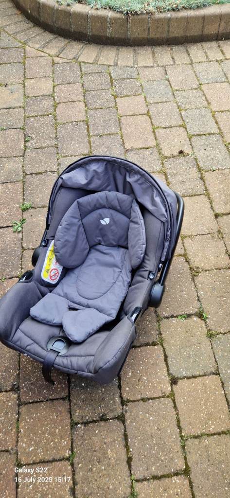 Baby car seat and isofix