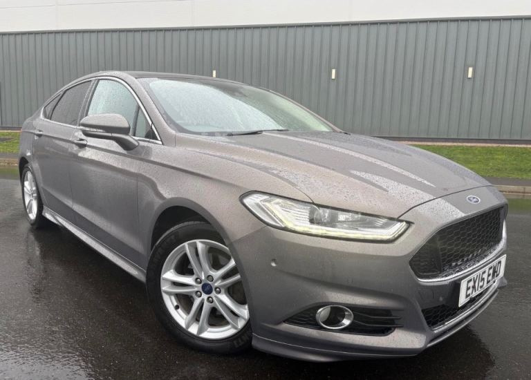 Ford, MONDEO Titanium X AUTO Glass Roof 5 Door Hatchback 2L Petrol