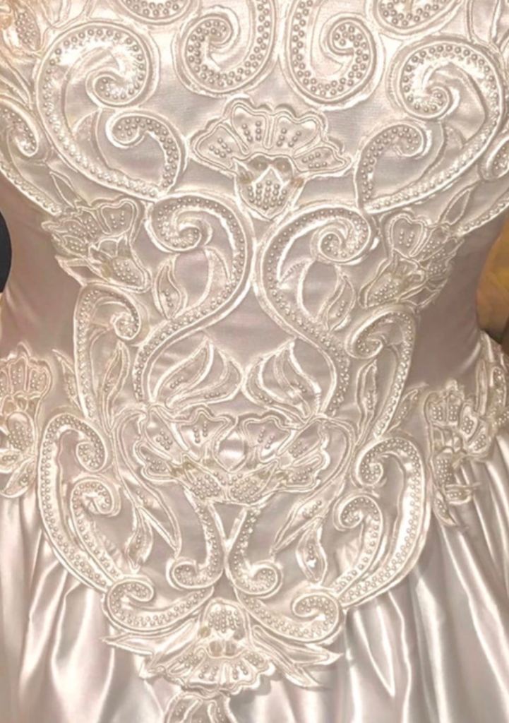 image for Mon Cheri Gorgeous Vintage style Wedding Dress