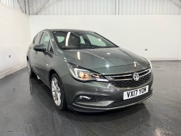 2017 Vauxhall Astra 1.4i SRi Nav Hatchback 5dr Petrol Manual Euro 6 (100 ps) Hatchback Petrol Manual