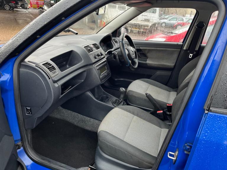 2009 Skoda Fabia 1.2 1 5dr HATCHBACK Petrol Manual
