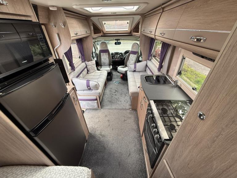 Autosleeper Broadway FB 2021, 4 Berth Motorhome 10857miles 3500Kg
