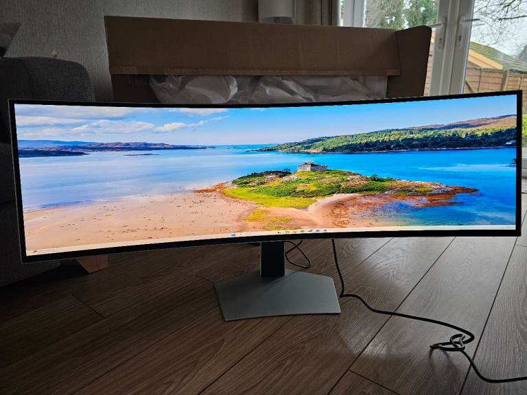 Samsung Odyssey 49" Ultrawide OLED 240hz monitor