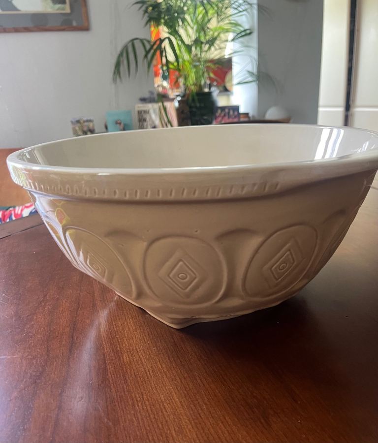 Mixing Bowl  - Thomas Plant Good Condition