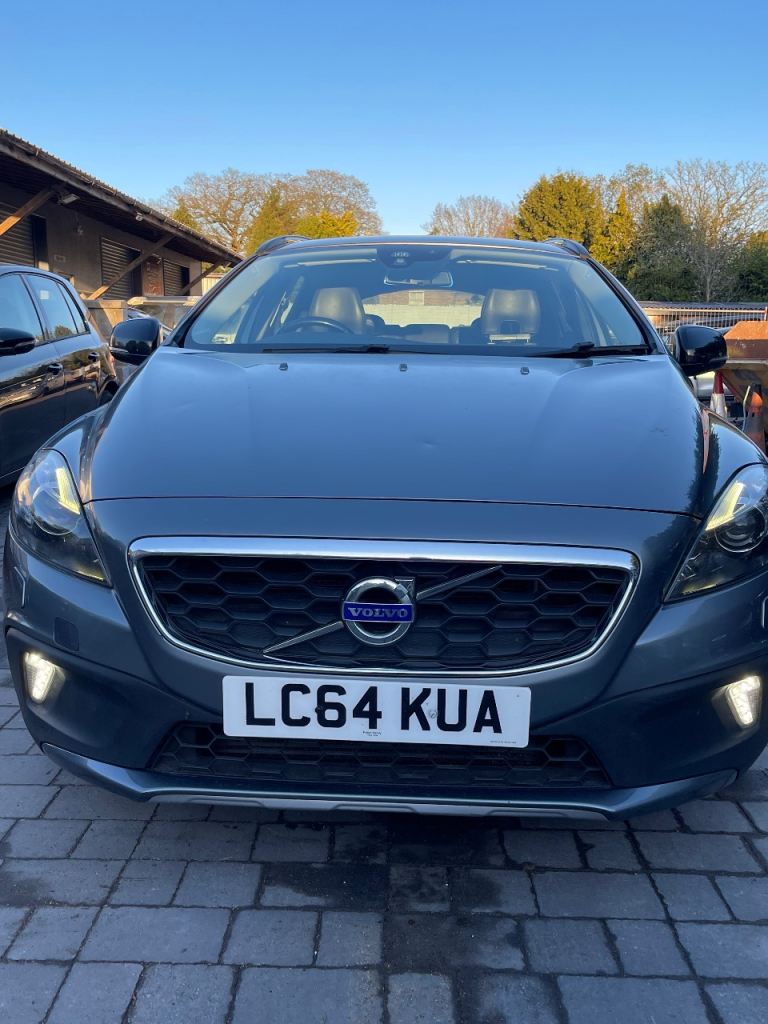 Volvo, V40, Hatchback, 2015, Manual, 1560 (cc), 5 doors