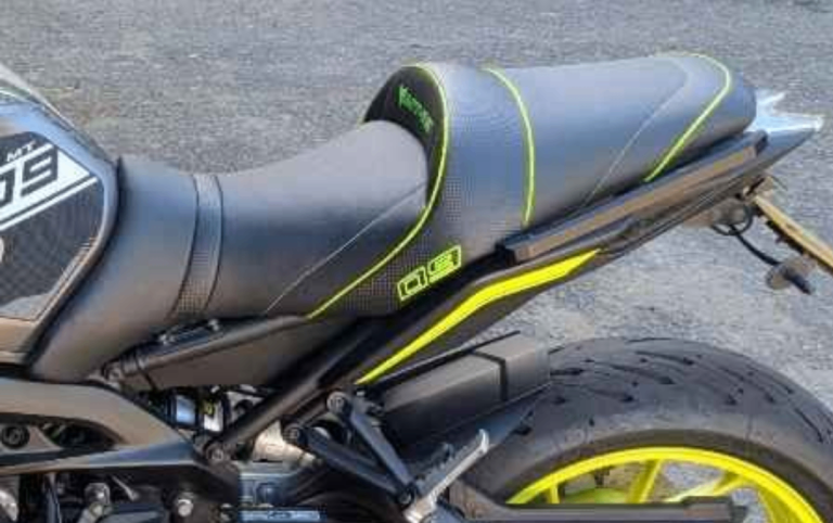 Yamaha Mt09 custom comfort seat