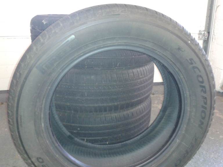 235/60R20 TYRES FIT SOME NEW LANDROVER DEFENDER/RANGE ROVER