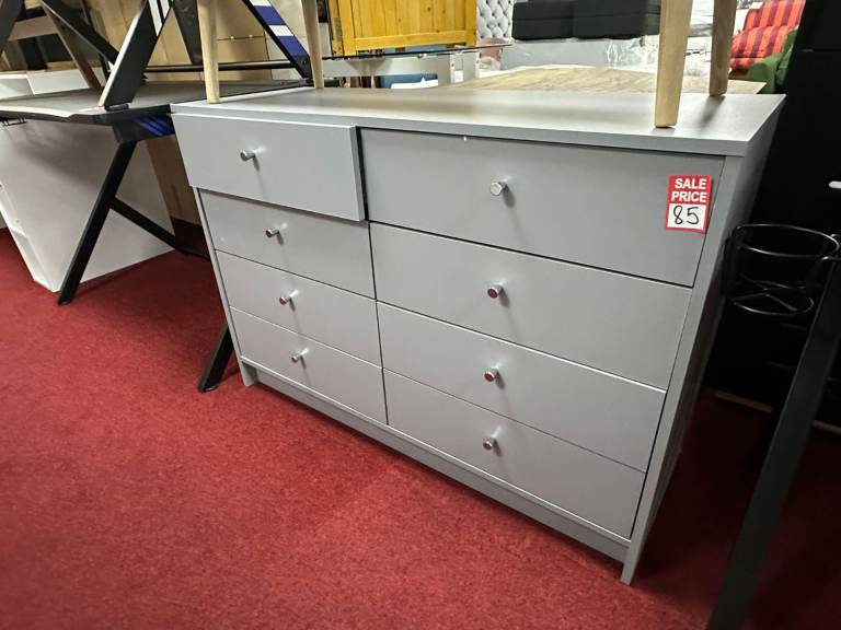 Malibu 8 Drawer Chest - Grey 
