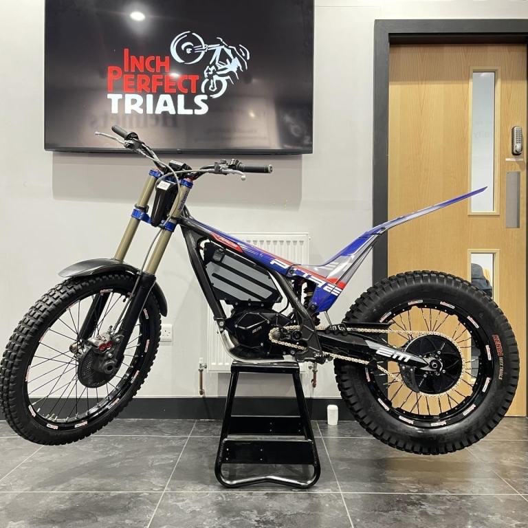 2023 EM EPURE RACE - **EX-DEMO** - USED ELECTRIC TRIALS BIKE