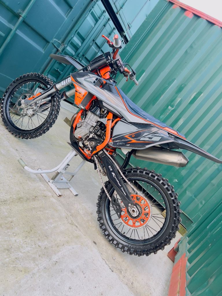 KTM 450 SXF MINT 