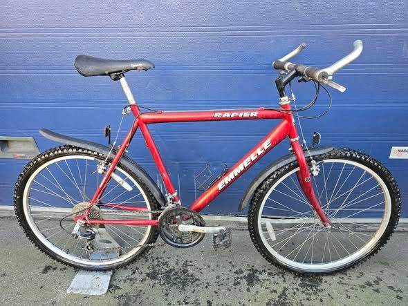 Unisex mountain bike EMMELLE RAPIER Wheels 26" Frame 22" BIG BIKE!