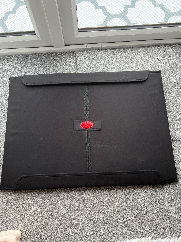 Jigsaw puzzle carrier