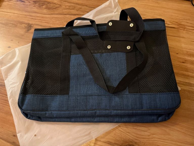 Brand new navy waterproof cat carrier 