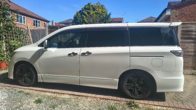 Nissan Elgrand E52 Highway Star 2010 - Open to sensible offers.