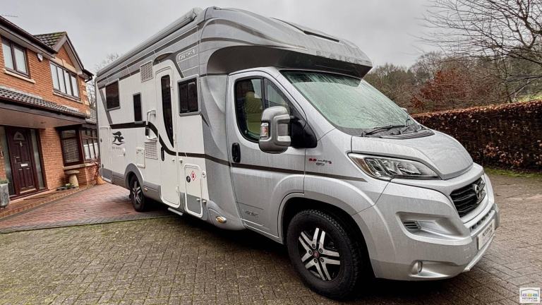 2019 Laika Kreos 4012 Dolce Vita Motorhome 4 Berth 4 Seat Belts