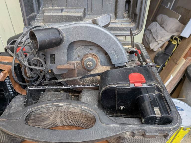Robust Cordless Circular Saw – Fair Condition, with Battery