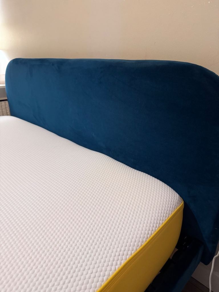 Made dot Com king size bed